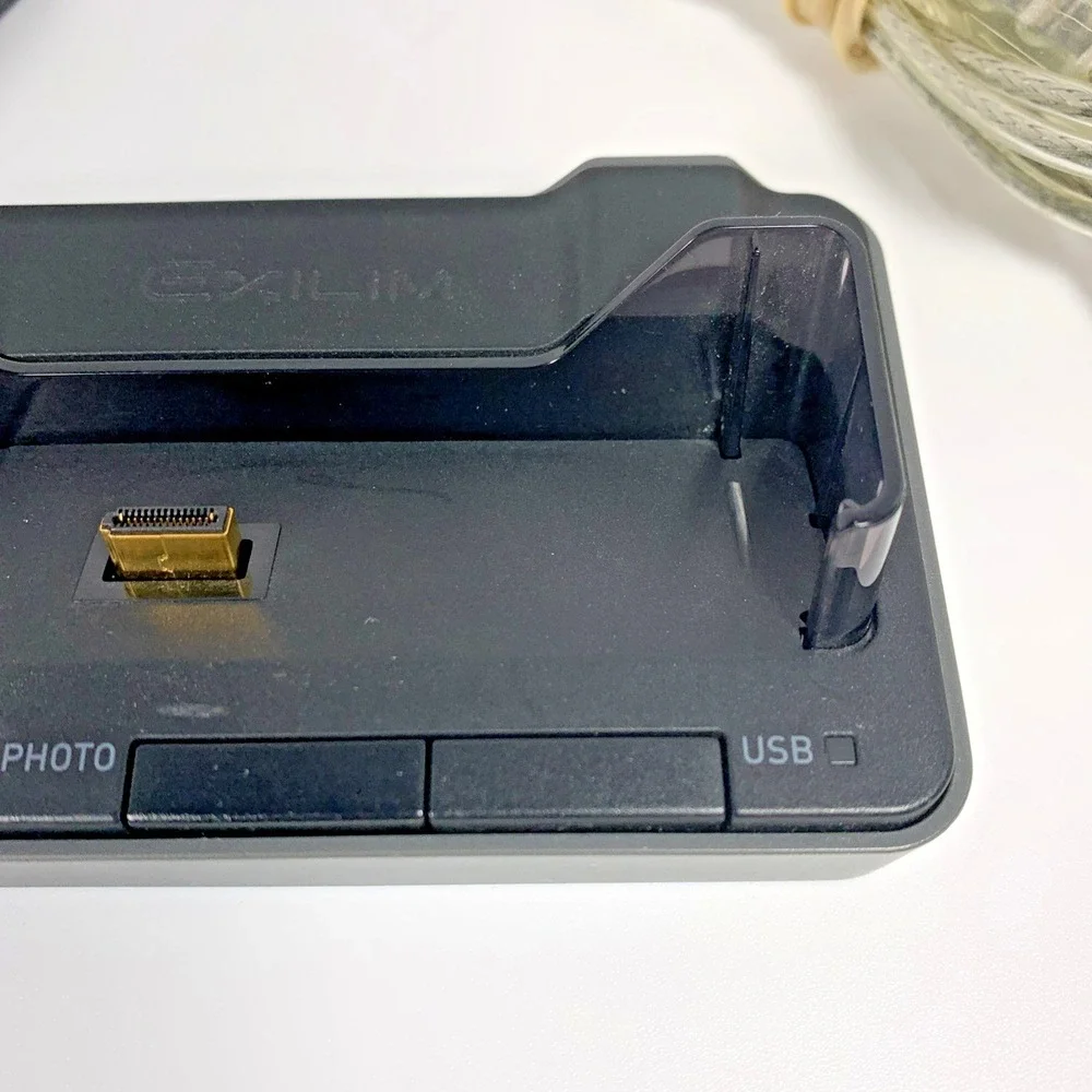 Casio Exilim USB Cradle CA-29 Camera Docking Station‎ w/ AC And USB Cables
